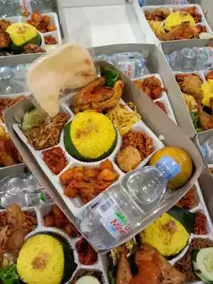 catering terdekat dan terbaik serta termurah di sekitar anda catering terdekat