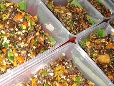 catering harian surabaya