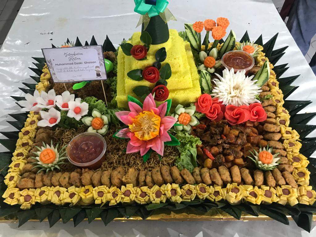 Rahasia Resep Nasi Kuning Enak dan Istimewa Aisya Catering, Anti Gagal resep nasi kuning