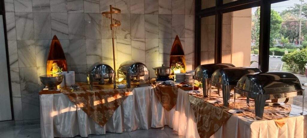 Biaya Prasmanan Pernikahan: Bagaimana Menyelaraskan Anggaran dengan Pesta Spesial Impian Anda biaya prasmanan pernikahan