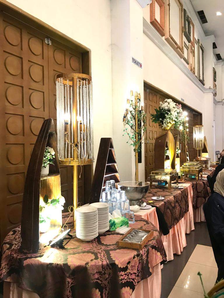 Biaya Prasmanan Pernikahan: Bagaimana Menyelaraskan Anggaran dengan Pesta Spesial Impian Anda biaya prasmanan pernikahan (2)