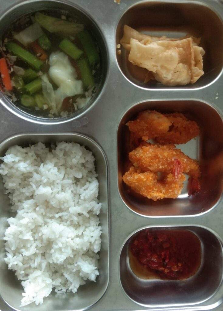 Menu Variatif, Karyawan Bahagia: Memilih Catering Prasmanan Karyawan yang Tepat untuk Perusahaan Anda catering prasmanan karyawan