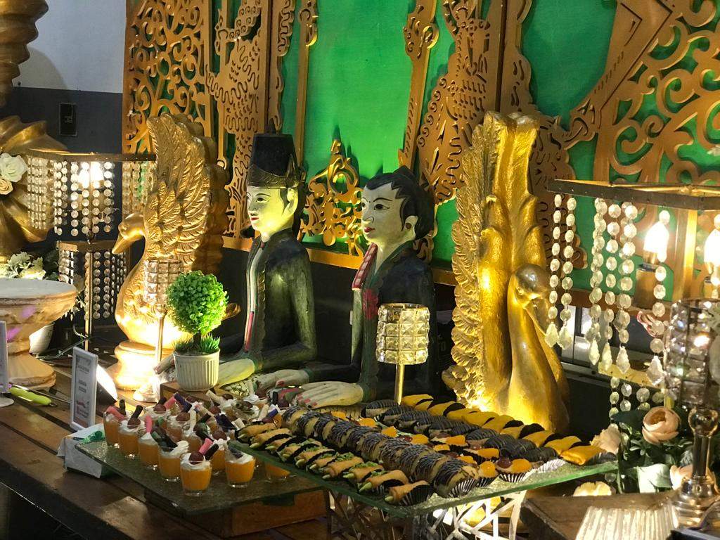 Catering Murah Sidoarjo: Aisya Wedding, Rasa Lezat Tanpa Merogoh Kocek Dalam dekorasi wah catering murah sidoarjo
