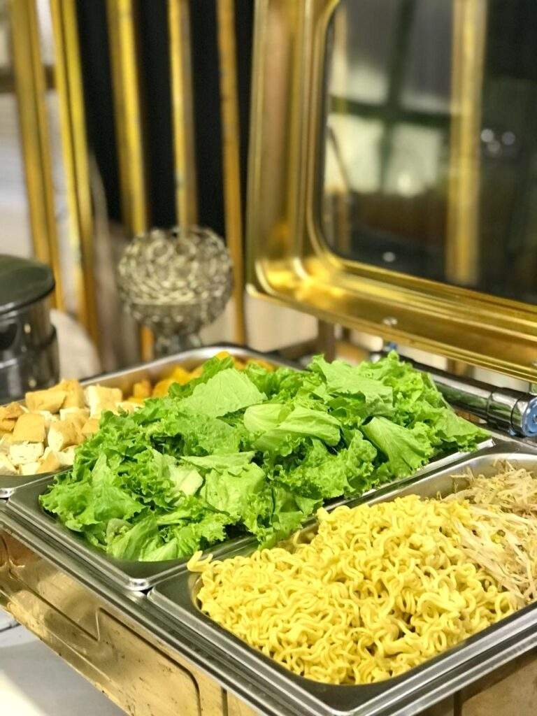 Meriahkan Ramadhan dengan Prasmanan Paket Bukber: Tradisi Berbagi dan Berkumpul Catering Sederhana Untuk Pernikahan